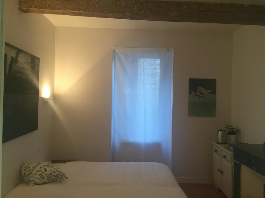 B&B Le Chat Qui Dort Montricoux Pokoj fotografie