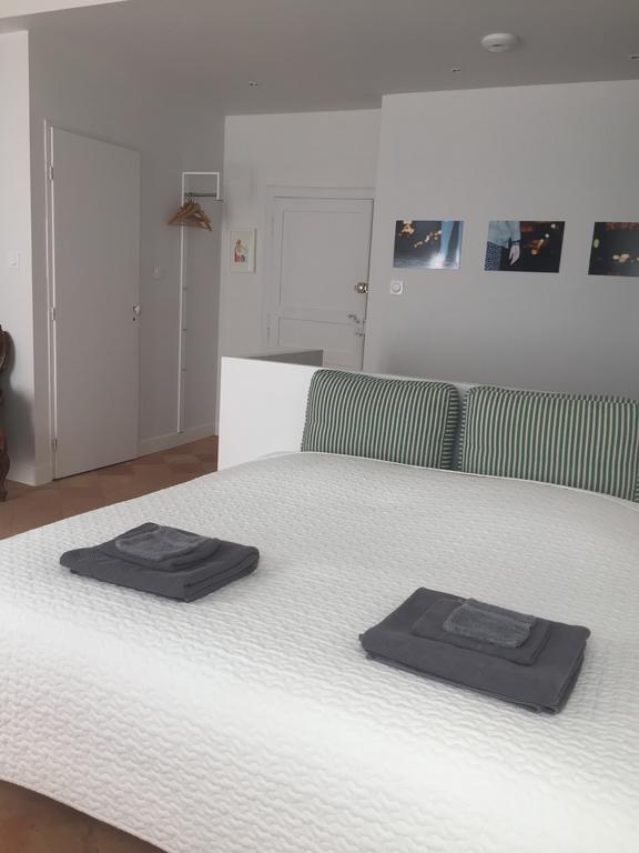 B&B Le Chat Qui Dort Montricoux Exteriér fotografie